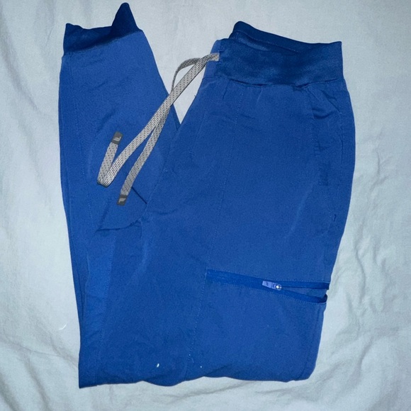 Fabletics high-rise on call jogger scrub pants royal blue - Picture 4 of 7